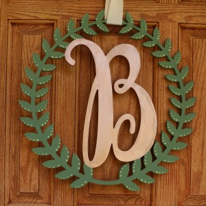 Wreath Mono